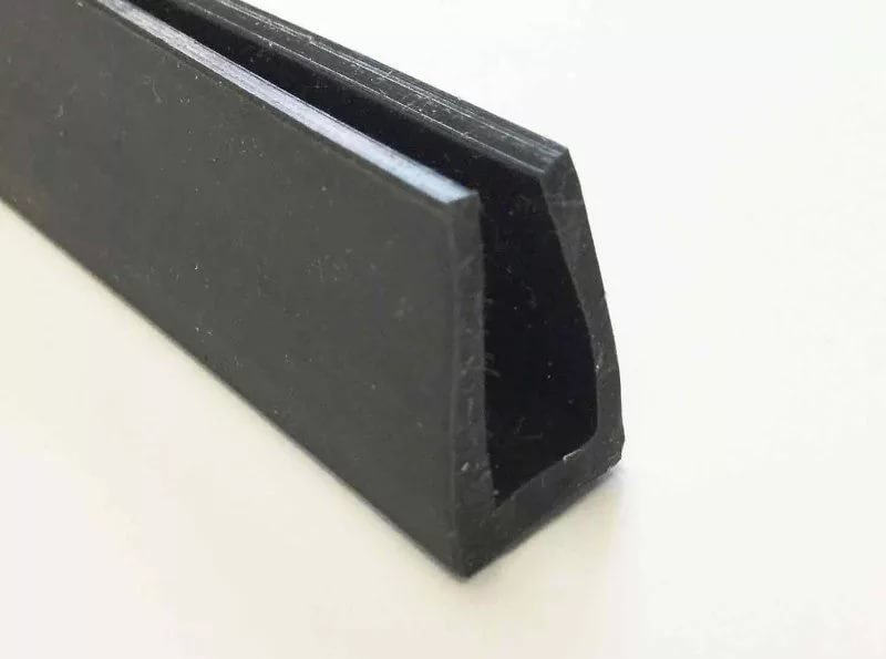 Уплотнитель П-образный для кромок стекла, хомутов, стальной ленты-СитиПласт