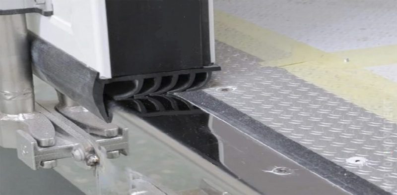 Уплотнитель для фургона-СитиПласт