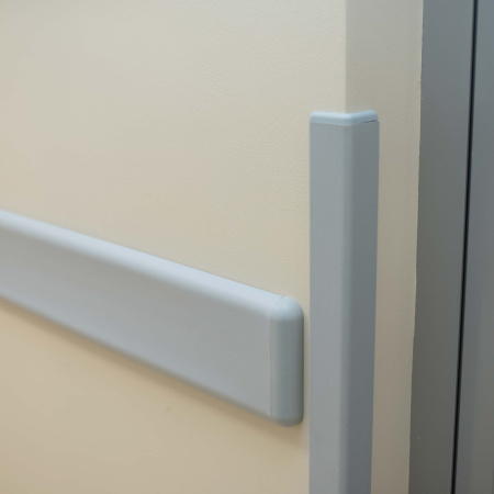 Отбойник угловой на алюминиевом каркасе для стен 75 х 75 мм